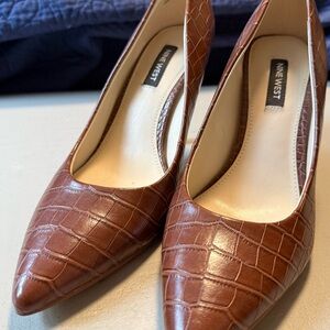 Nine West Brown Croc-Embossed Heels
